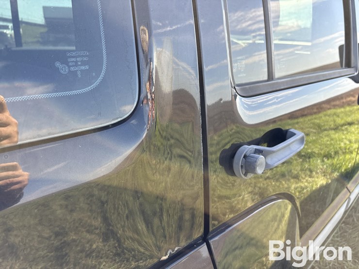 2012-jeep-liberty-image-17