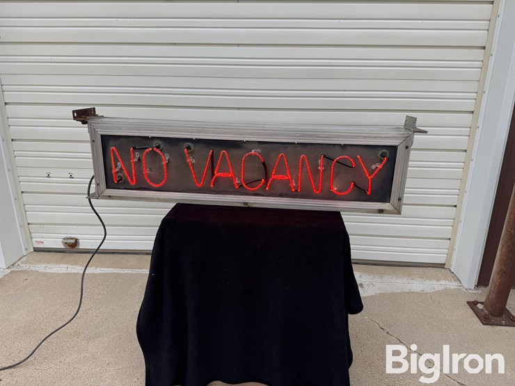 everbrite-no-vacancy-neon-sign-image-2