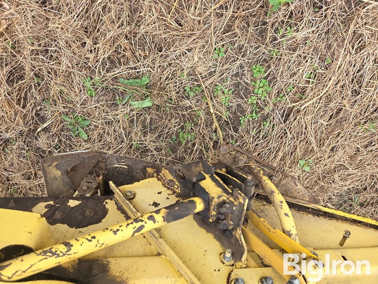 new-holland-1100-image-10