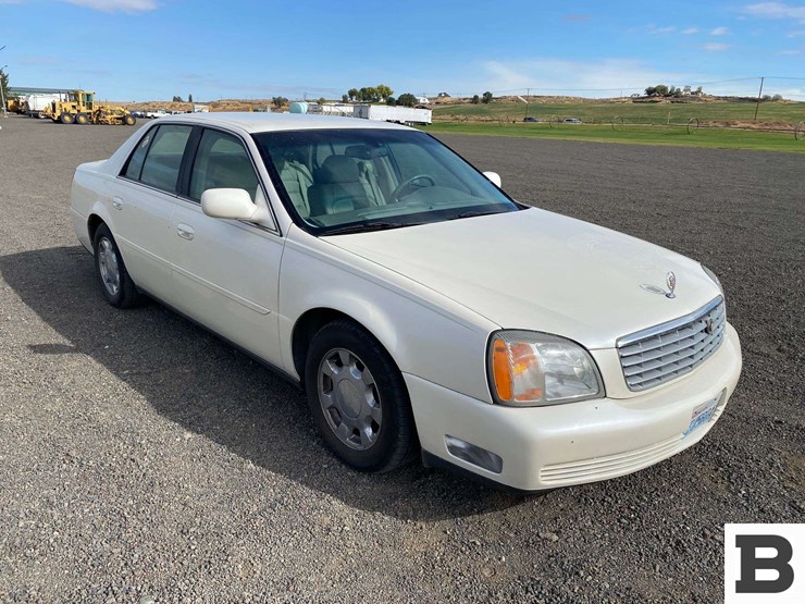 2000-cadillac-deville-sedan-image-8