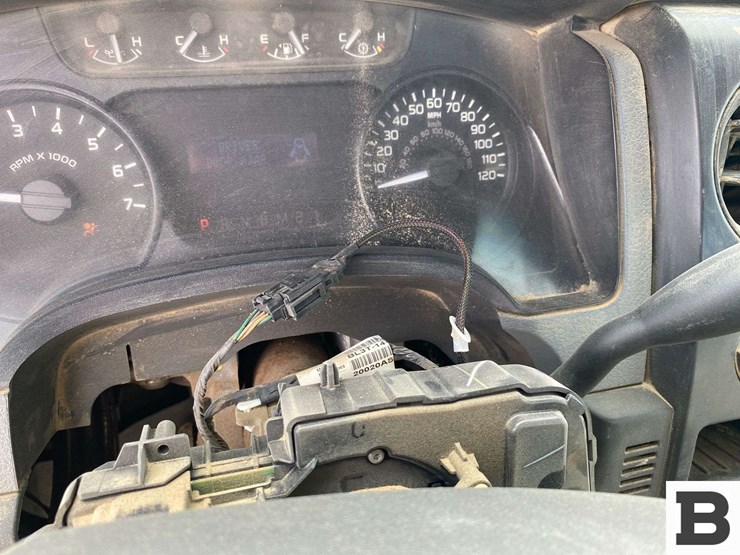 2011-ford-f150-image-34