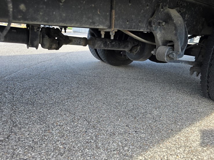 #22329-•-2014-freightliner-m2-106-box-truck-image-82