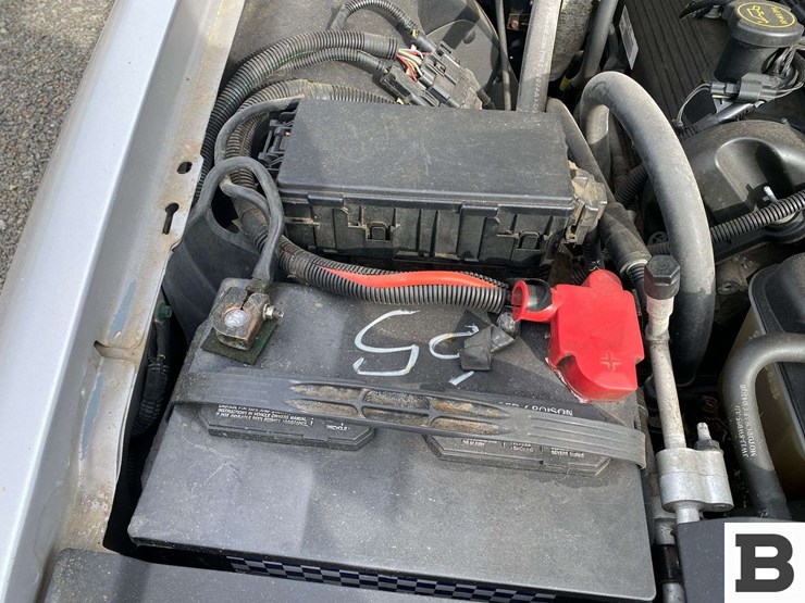 2005-ford-crown-victoria-sedan-image-28