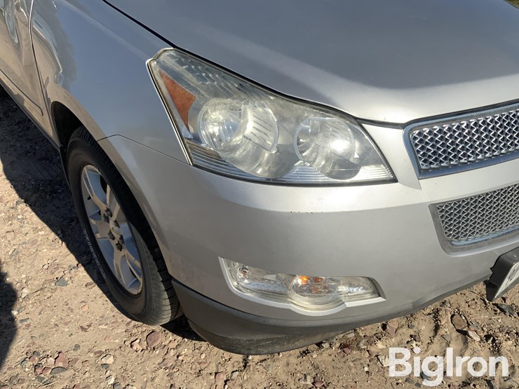 2012-chevrolet-traverse-image-13