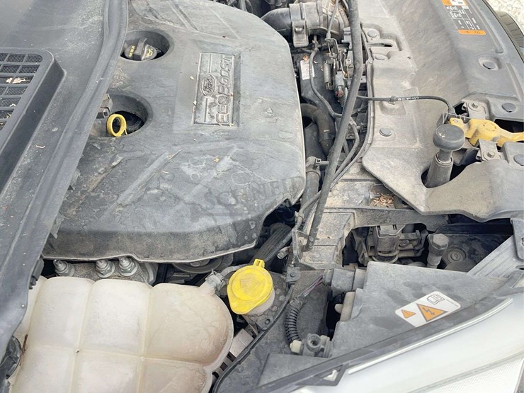 2013-ford-escape-titanium-image-41