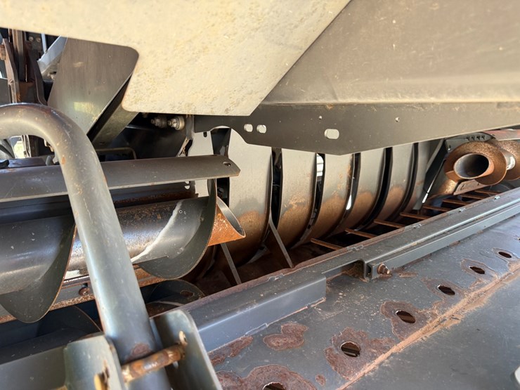 2022-massey-ferguson-2270xd-image-36