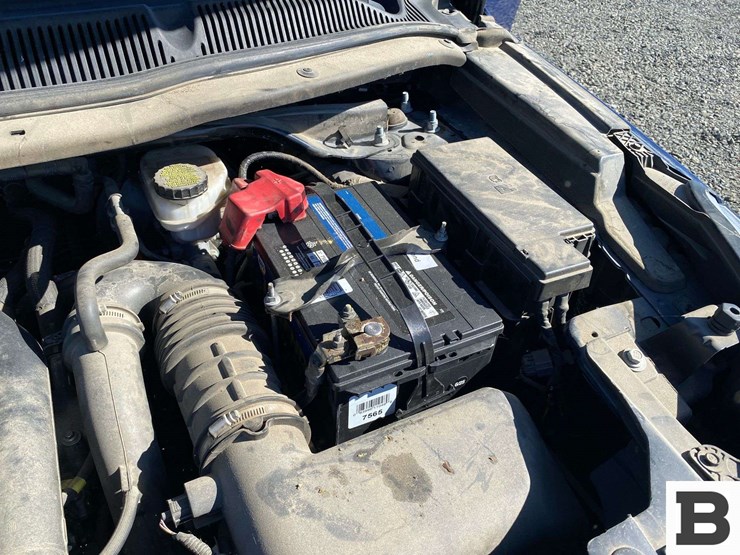 2018-ford-explorer-image-30