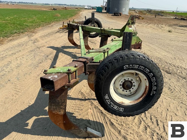 john-deere-900-7-shank-ripper-image-8