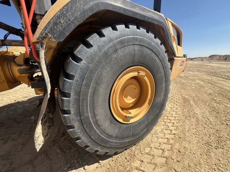 2021-volvo-a60h-image-42