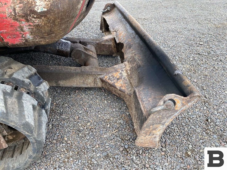 takeuchi-tb135-image-32