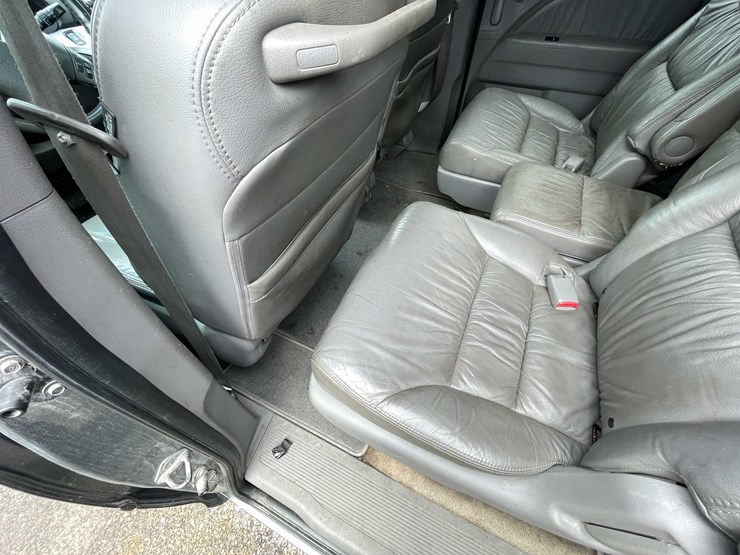 2009-honda-odyssey-image-48