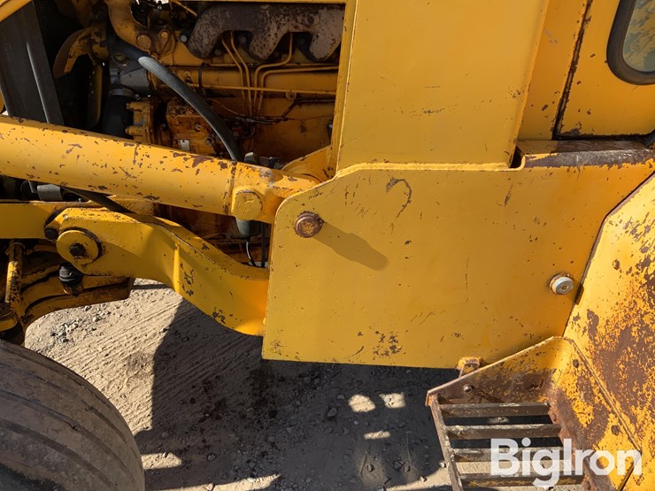 john-deere-410-image-15