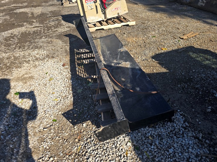 #22361-•-headache-rack-for-pickup-image-9