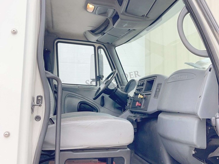 2007-international-durastar-4400-image-54