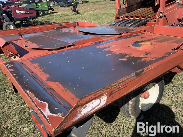 1998-hesston-4910-image-14