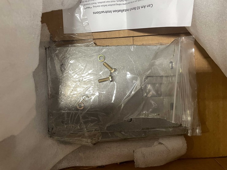 #8619-•-can-am-seat-(f)-image-7