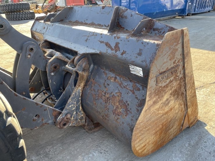 2020-volvo-l70h-image-11