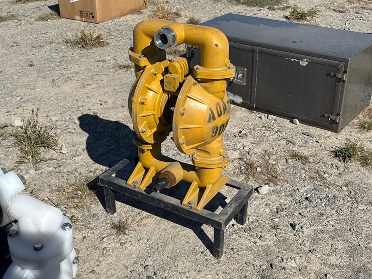 #27152-•-versamatic-2”-double-diaphragm-pump-inv#-27152-image-1