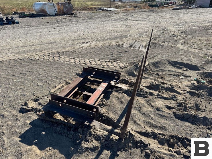 pallet-fork-attachment-image-2