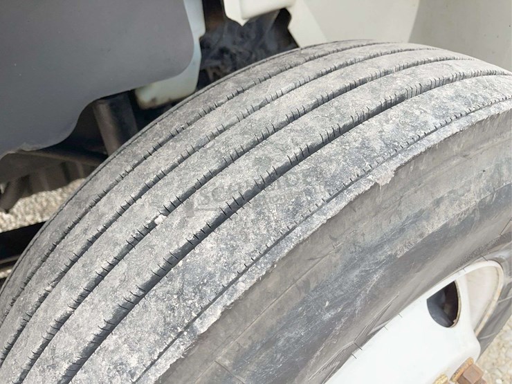 2007-international-durastar-4400-image-63