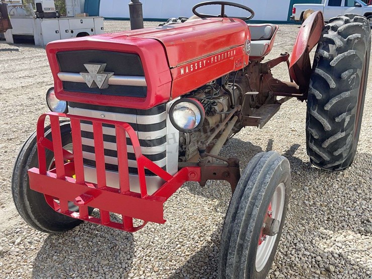 massey-ferguson-135-image-10