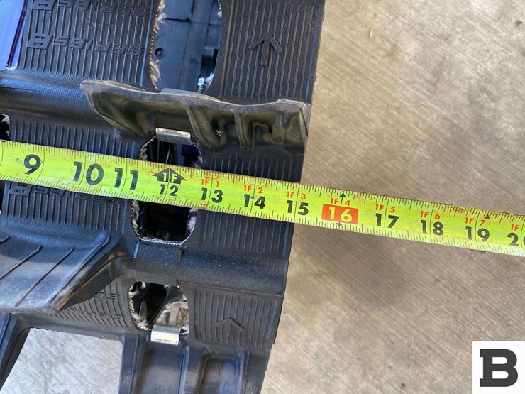 2022-polaris-matrix-pro-rmk-850-165"-snowmobile-image-17