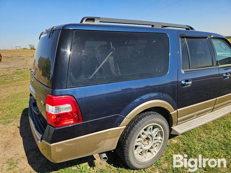 2014-ford-expedition-xlt-image-15