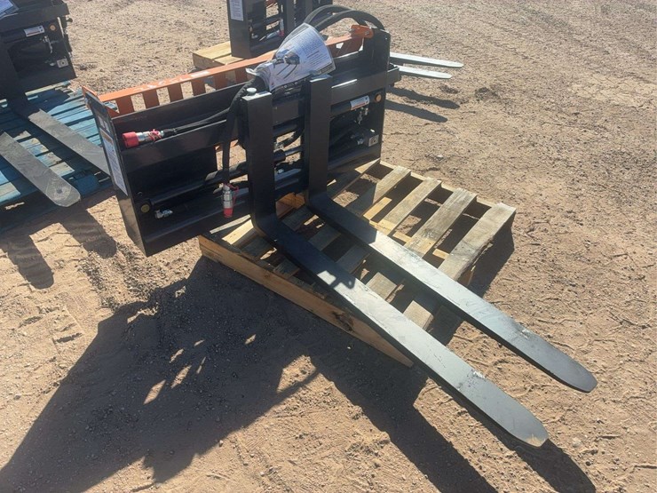 wolverine-adjustable-pallet-fork-image-1