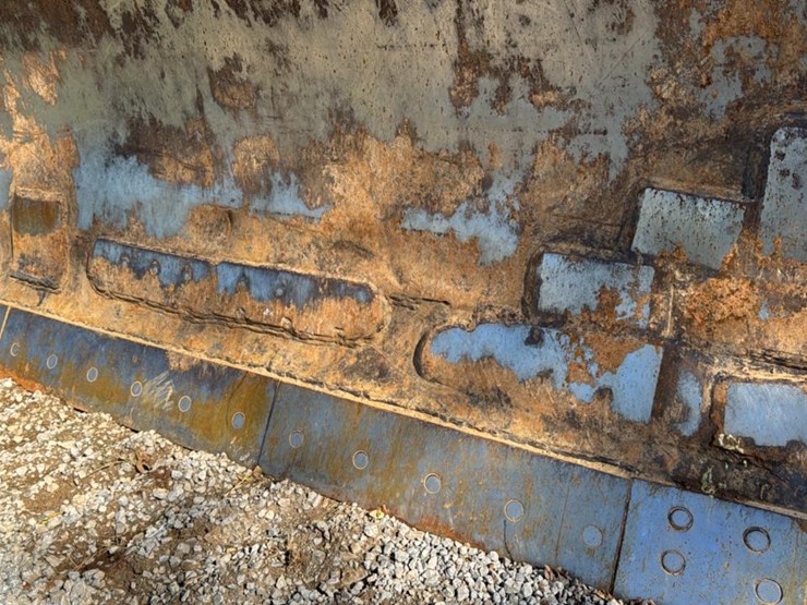 2008-deere-750j-xlt-image-28