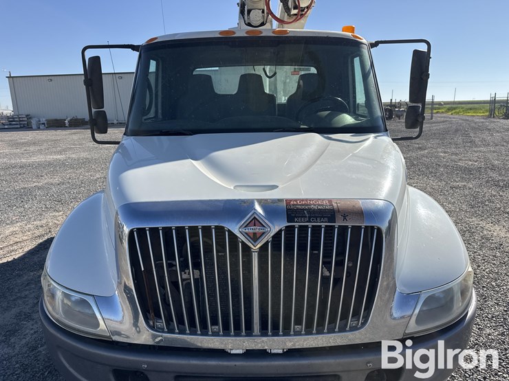 2005-international-durastar-4300-image-10