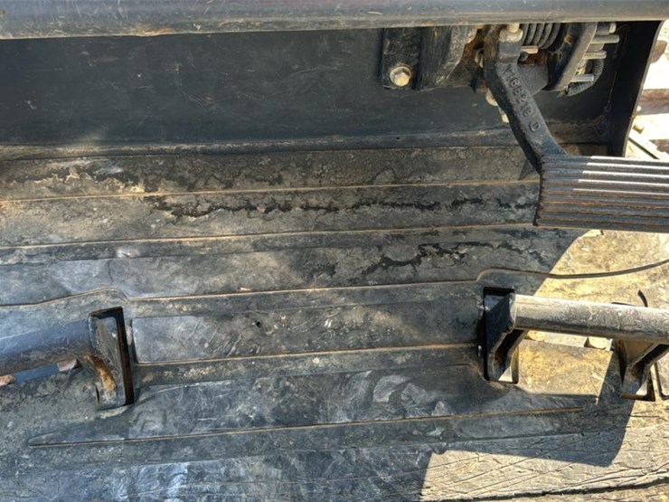 2015-deere-450j-lt-image-14