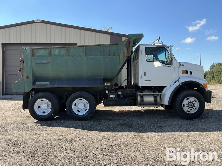 2005-sterling-lt7500-image-4