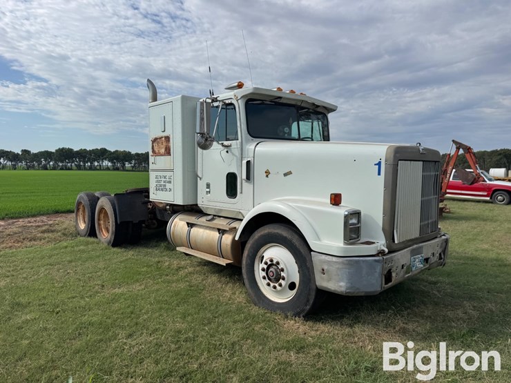 1992-international-9300-image-3