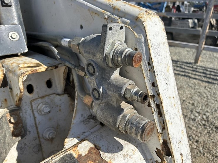 bobcat-t200-image-19