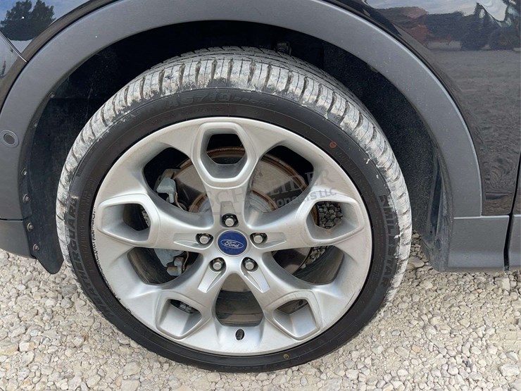 2013-ford-escape-titanium-image-43