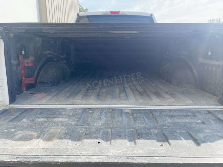 2017-ford-f150-image-26