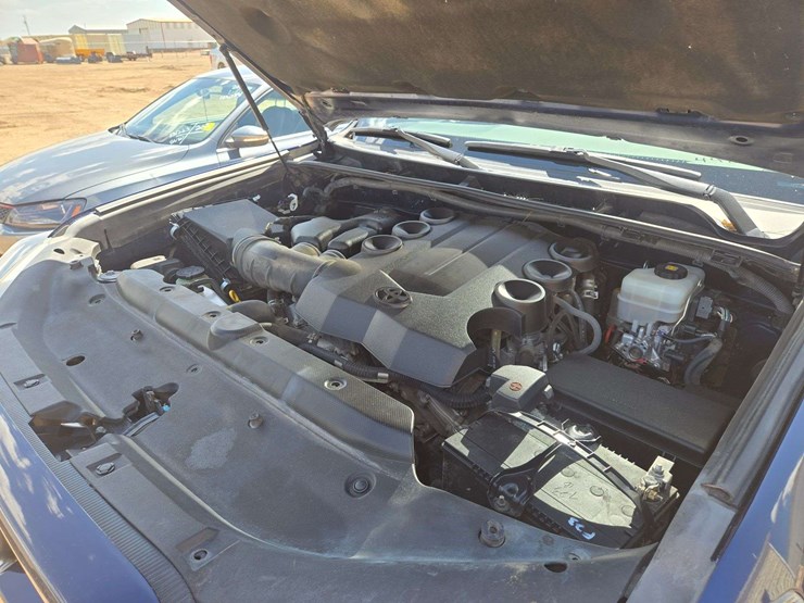 2017-toyota-4-runner-image-14