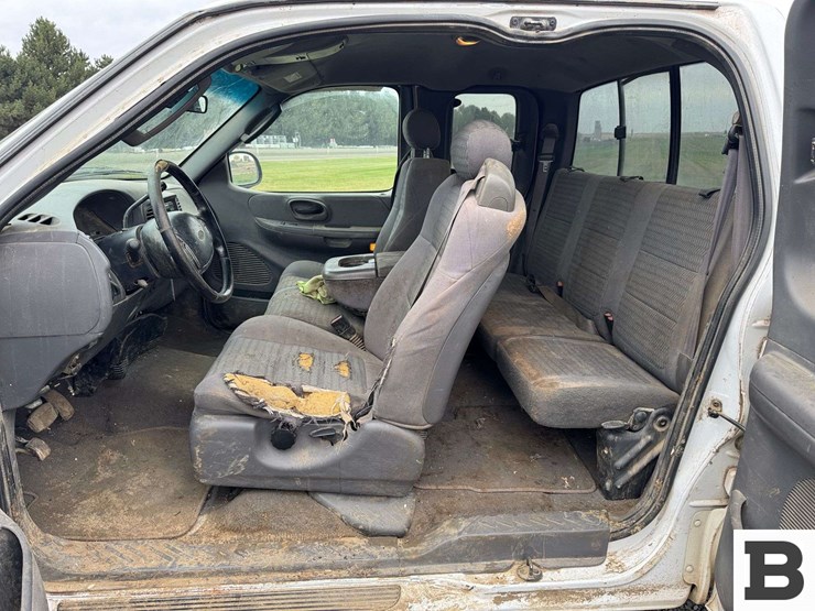 2002-ford-f150-image-28