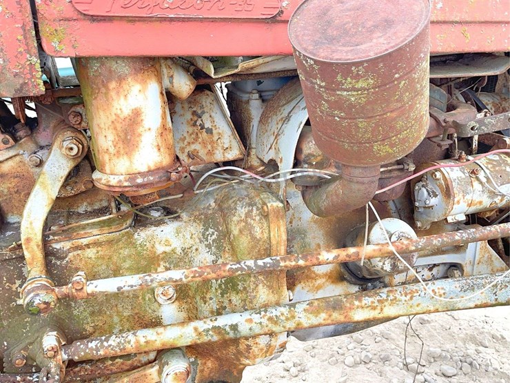 ferguson-to35-image-14