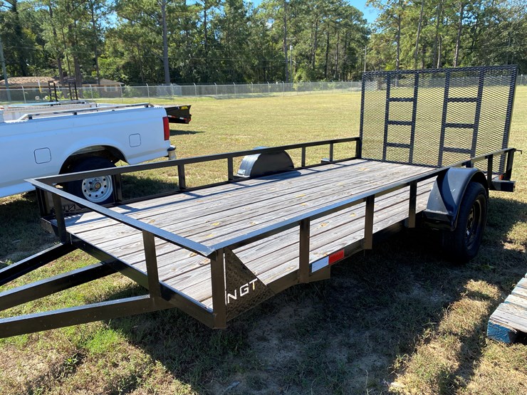 #32-•-#121-•-ngt-15-foot-utility-trailer-with-gate-image-12