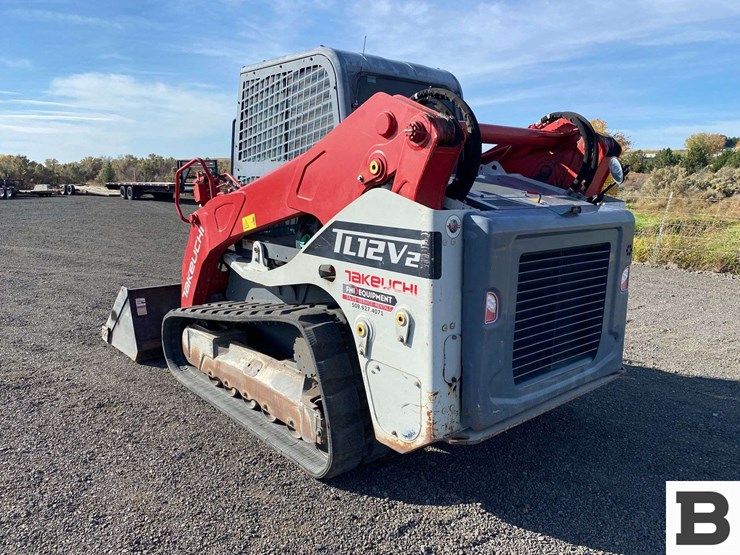 2021-takeuchi-tl12-image-3