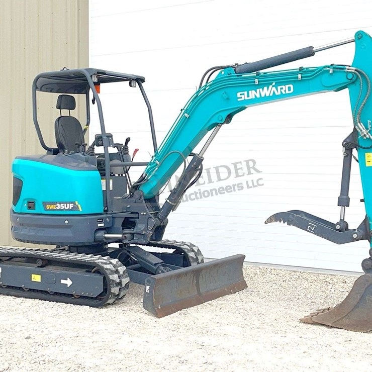 2022 SUNWARD SWE35UF