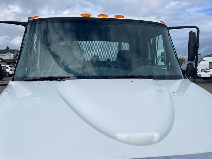 2003-international-durastar-4300-image-16