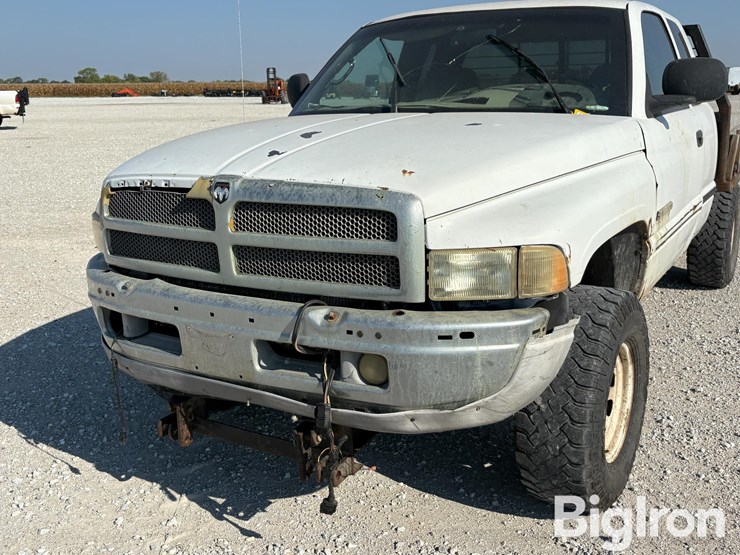 2002-dodge-ram-2500-image-12