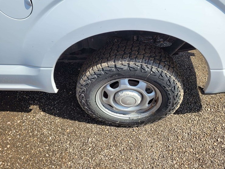 2018-ford-f150-xl-image-16