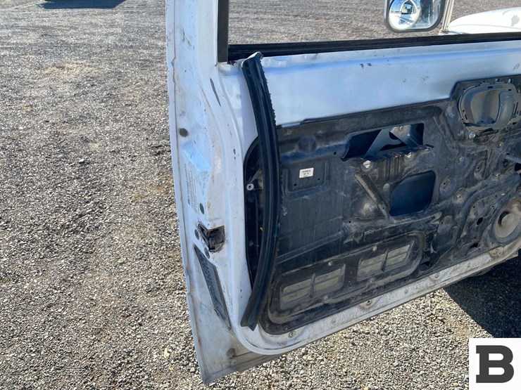 2001-chevrolet-gmt400-image-25