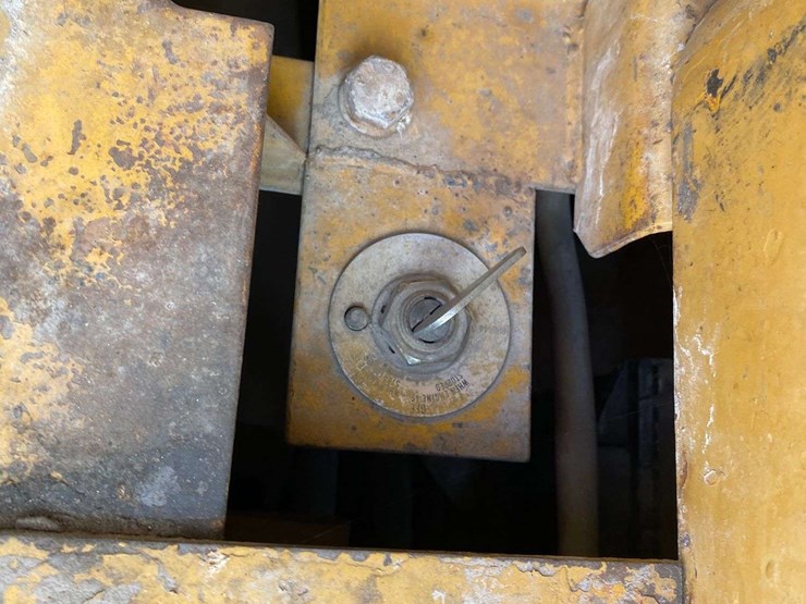 caterpillar-966c-image-58