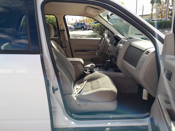 2008-ford-escape-image-5