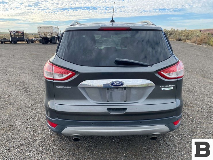 2015-ford-escape-image-4