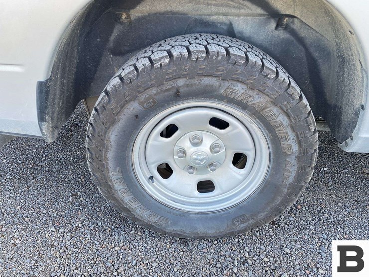 2018-ram-1500-pickup-image-18